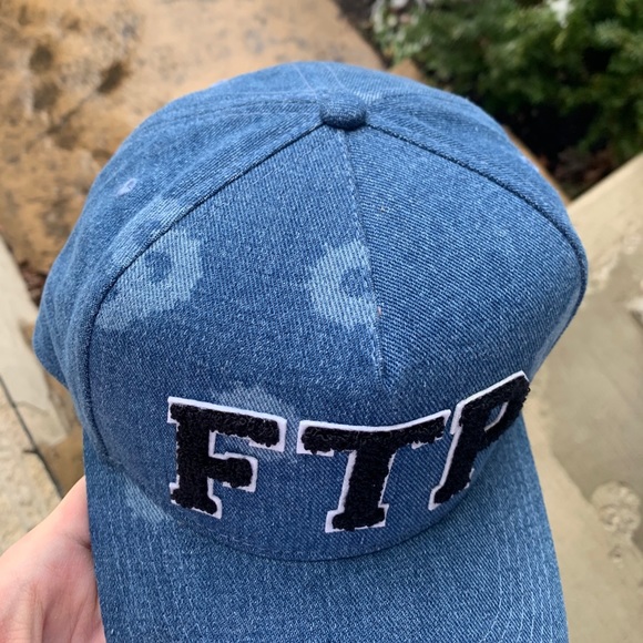 Brand:FTP
Size:OS
Condition:10/10 never worn - Picture 3 of 4